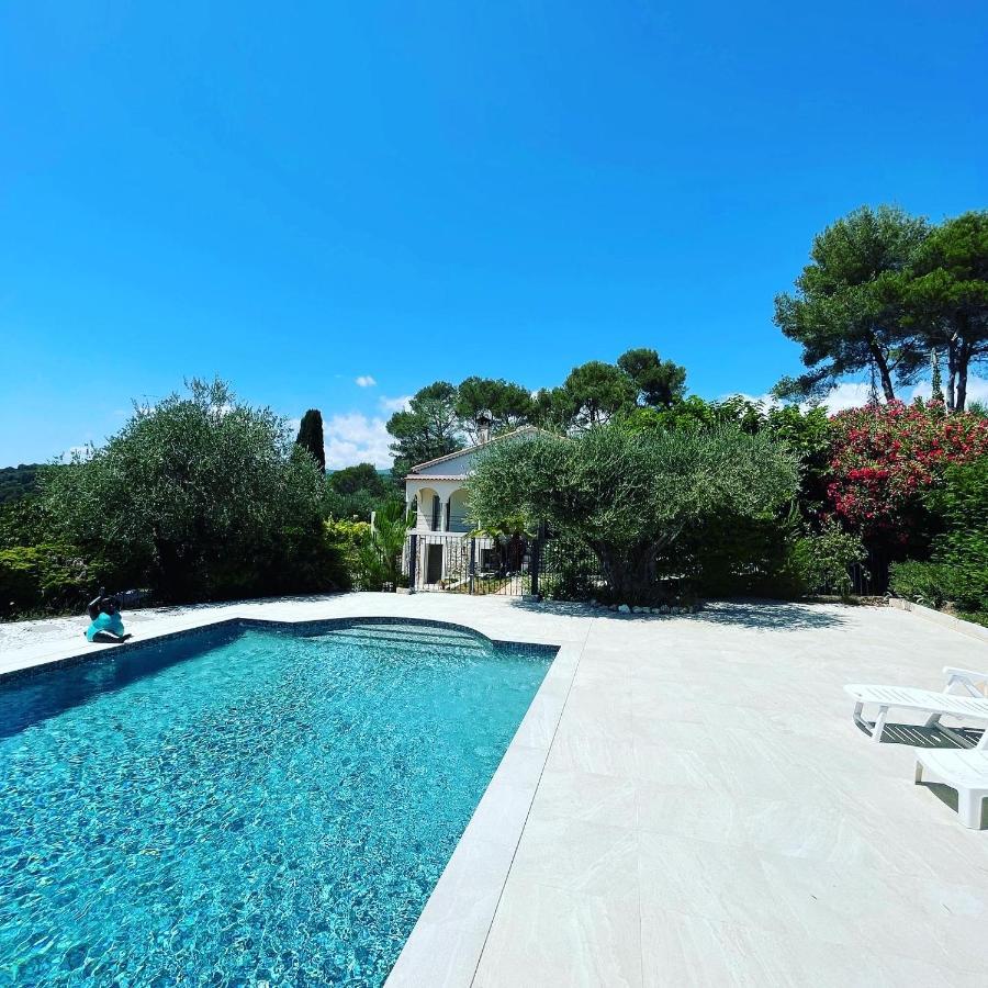 Villa La Carpenee Roquefort-les-Pins Exterior photo